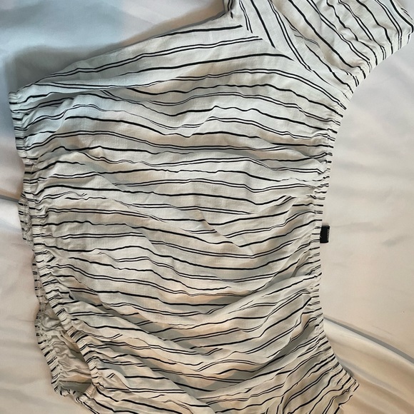 Ruched Striped Tie Crop Long Sleeve - Picture 4 of 6